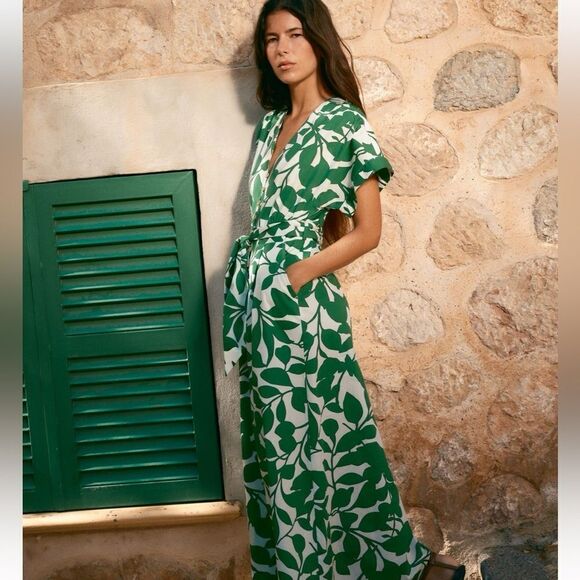 Zara Dresses & Skirts - Zara 100% cotton printed belted midi dress